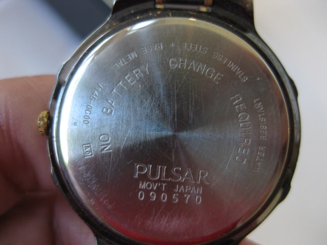 Pulsar Solar Classic Black and Gold Tone Wrist Watch in Original Box - 6