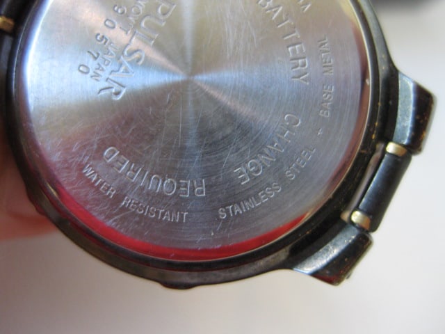 Pulsar Solar Classic Black and Gold Tone Wrist Watch in Original Box - 7