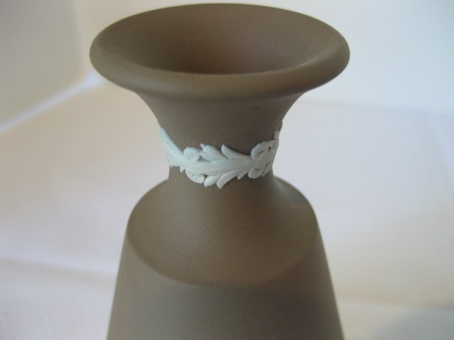 Two Royal Copenhagen Dishes, Two Wedgwood Green Jasperware Ashtrays in Original - 7