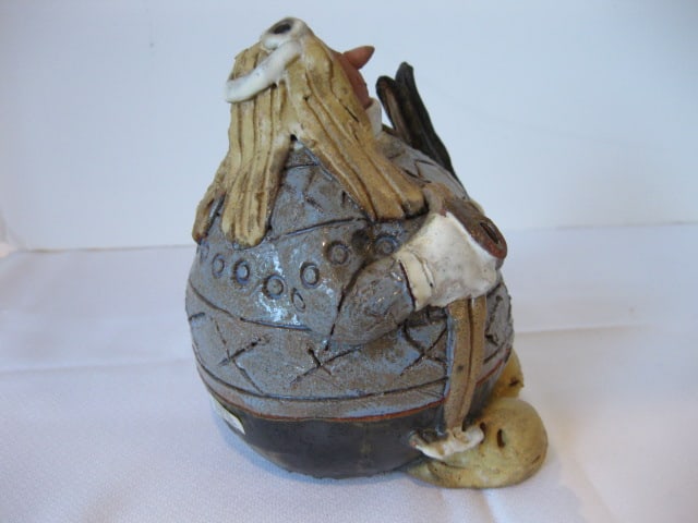 AP Meaders Signed Skier Pottery Figure - 5