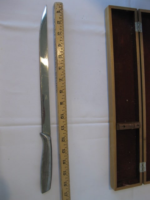 Gerber Excalibur Carving Knife in Wood Case, Gerber Carving Fork and 4 Piece - 11