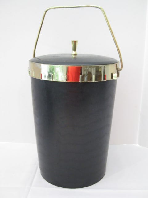Midcentury Black and Gold Ice Bucket: 12 1/2"h(15 1/2" handle up)