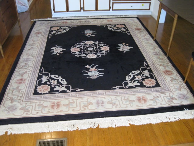 Hand Made in China Black with Ivory Border "Ming Design" Wool Area Rug - 4