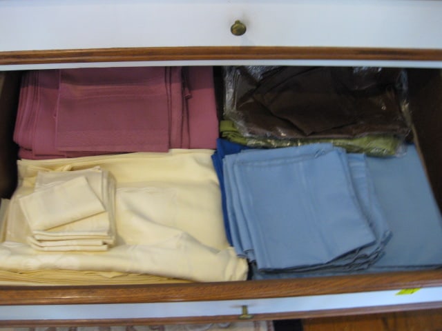 Grouping of Table Cloths, Napkins and Placemats - 14
