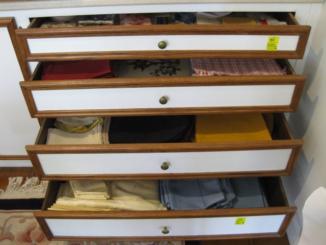 Grouping of Table Cloths, Napkins and Placemats: See all pictures for selection, Bring Boxes/Bags-Local Pickup Only