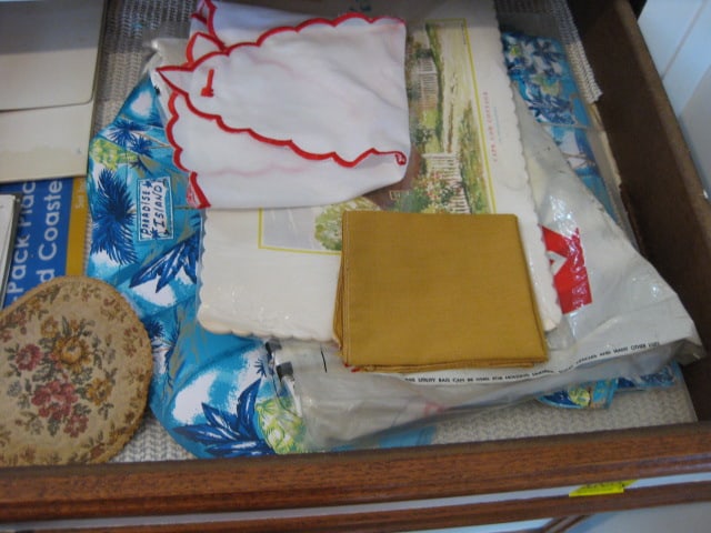 Grouping of Table Cloths, Napkins and Placemats - 3