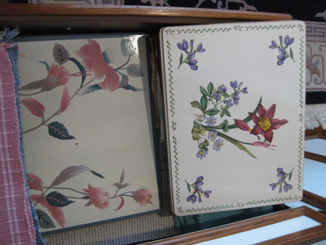 Grouping of Table Cloths, Napkins and Placemats - 5