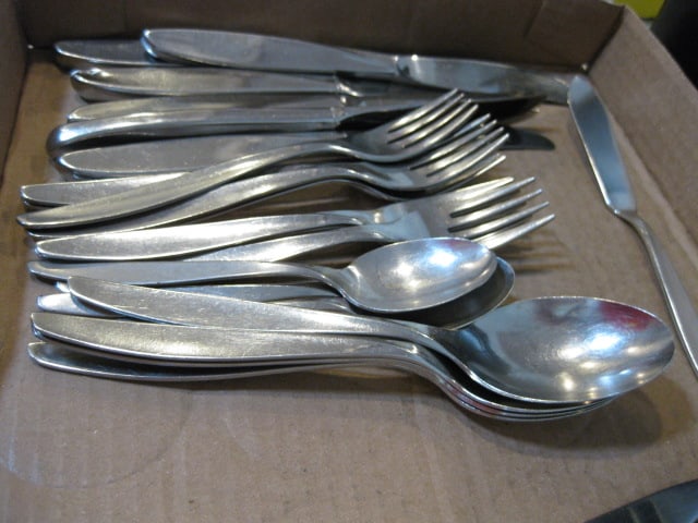 Two Patterns of International Stainless Midcentury Flatware - 5