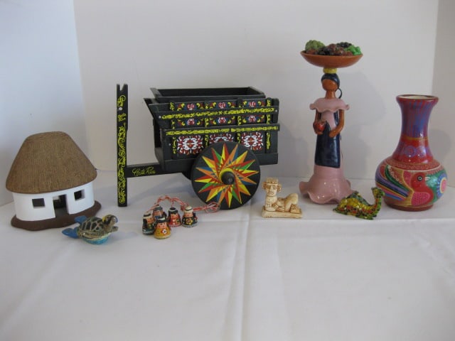 Colorful Costa Rican Souvenirs: .