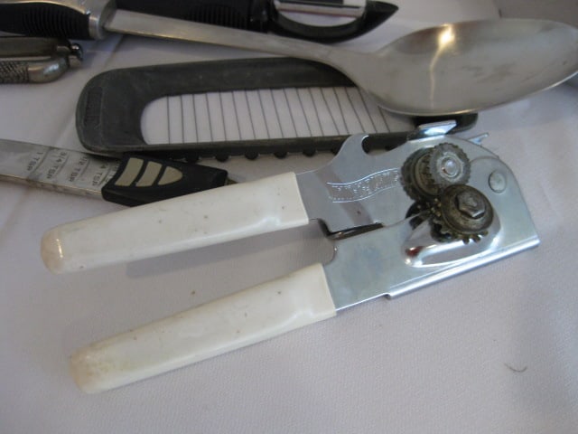 Quality Name Brand Kitchen Gadgets-OXO, The Pampered Chef, Swing A-Way, Kitchen Shears, etc. - 8