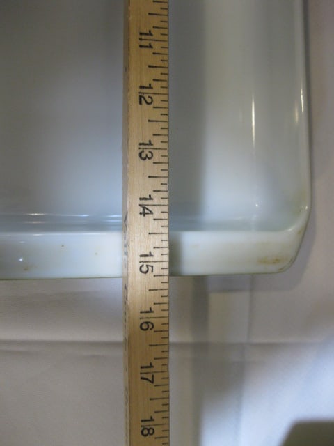 Three Midcentury Pyrex Baking Dishes - 5