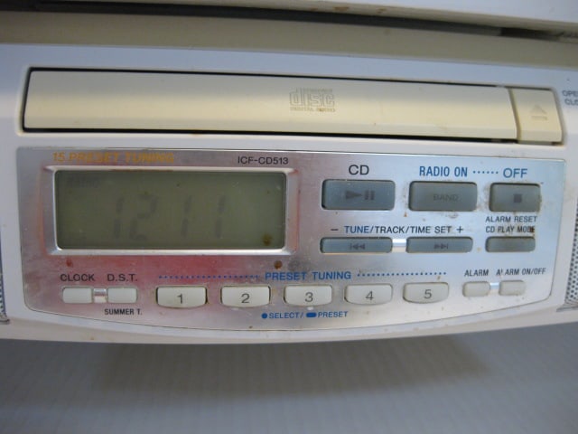 Sony Model ICF-CD513 Under Counter AM/FM/CD Player - 4