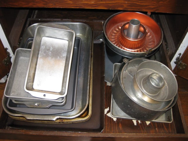Baking Grouping-Muffin Pans, Baking Sheets, Cooling Racks, Cake Pans, etc. - 3