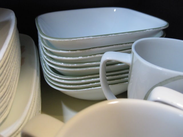 54 Pieces of Corelle Coordinates Dinnerware - 3