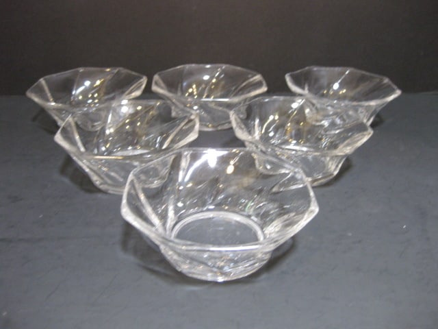 Six Vintage Heisey Clear Glass Swirl Design Fruit Bowls: 4 1/4"