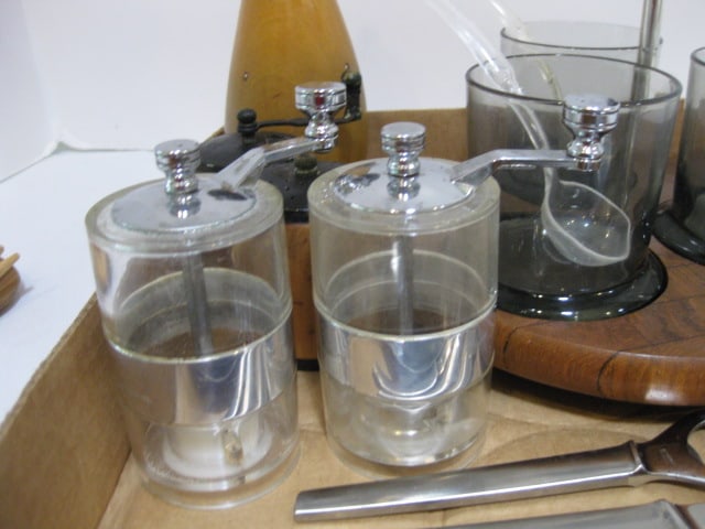 Midcentury Shaker Mill, Condiment Tray, Cream Sugar Set, etc. - 5