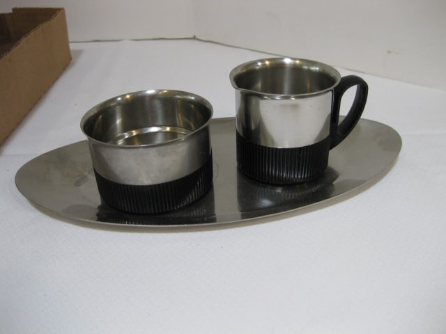 Midcentury Shaker Mill, Condiment Tray, Cream Sugar Set, etc. - 8
