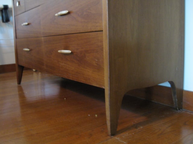 Midcentury Profile by Drexel Dresser and Wall Mirror - 20