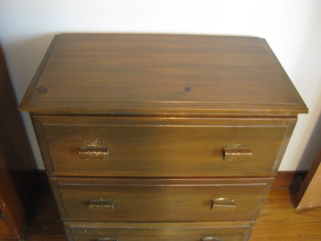 Small Pine 3 Drawer Chest - 2