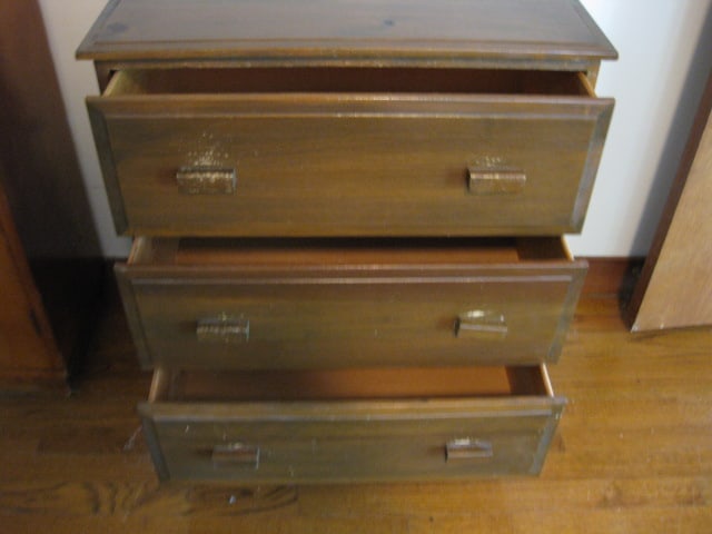 Small Pine 3 Drawer Chest - 5