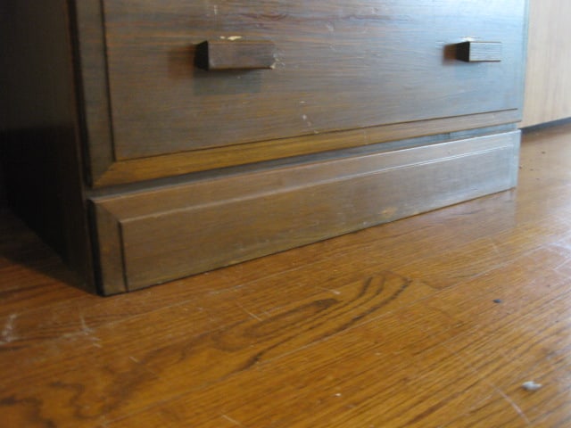 Small Pine 3 Drawer Chest - 9