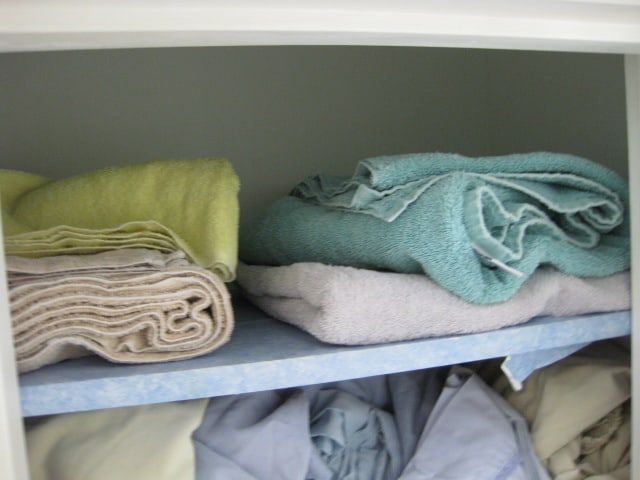 Linen Closet Contents-Towels, Queen Size Sheet Sets, Blankets, etc. - 2