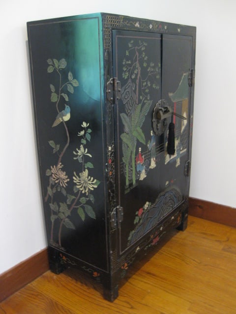 Handpainted Chinoiserie 2 Door Cabinet with Brass Chinese Lock - 3