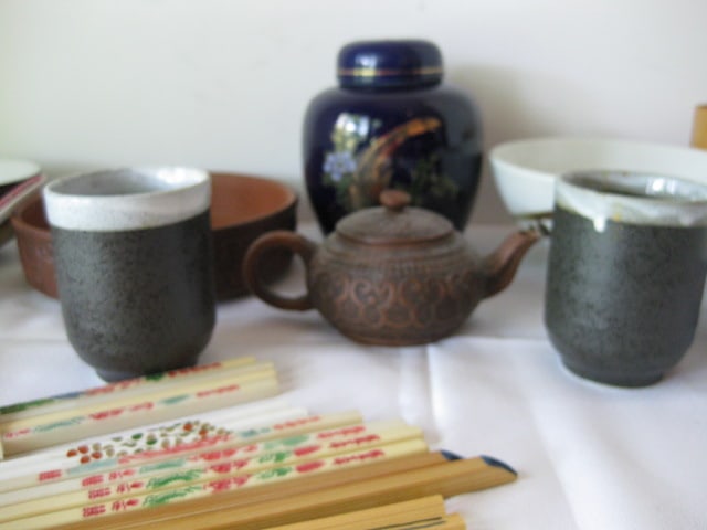 Chinese Porcelain Rice Bowls, Tea Cups, Chop Sticks, Ginger Jar, etc. - 4