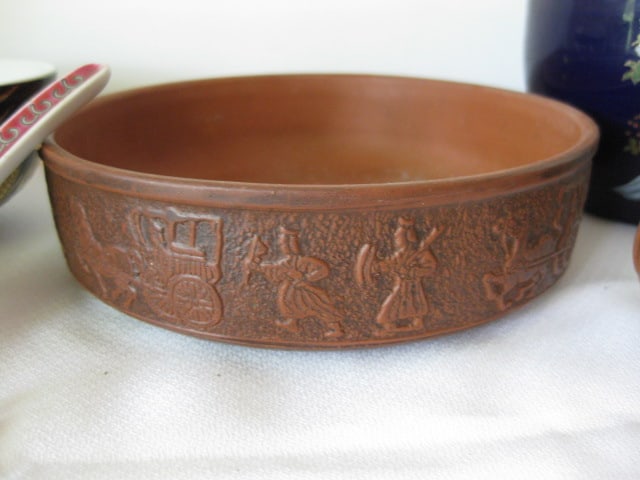 Chinese Porcelain Rice Bowls, Tea Cups, Chop Sticks, Ginger Jar, etc. - 5