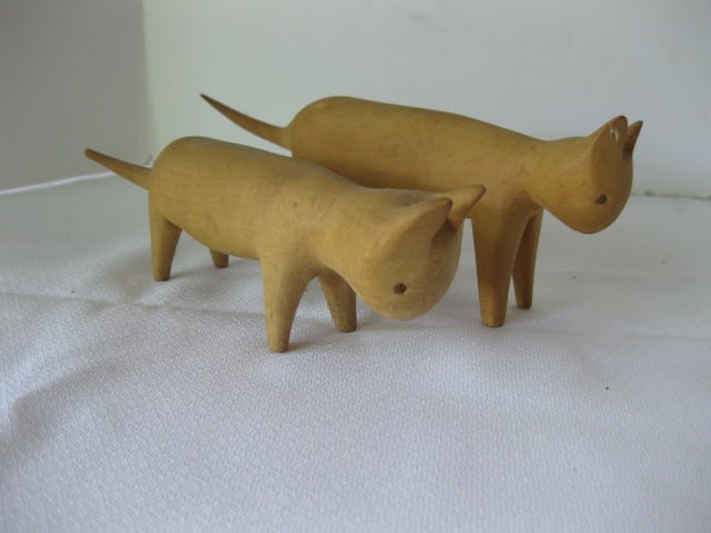 Two Hand Carved Wood Cats, Woven Basket and Wood Bermuda Coin Inlaid Paperweight - 7
