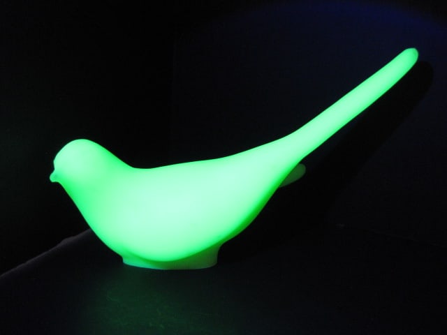 Uranium/Vaseline Custard Glass Bird - 5