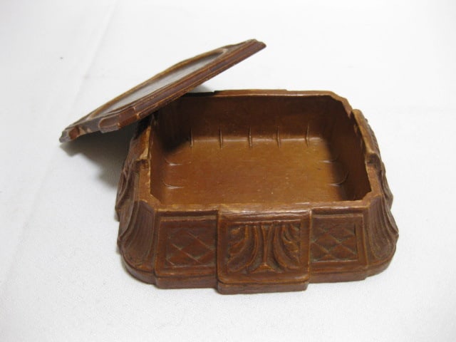 Vintage Carved Resin Trinket Box with Mallard Decal Top - 3