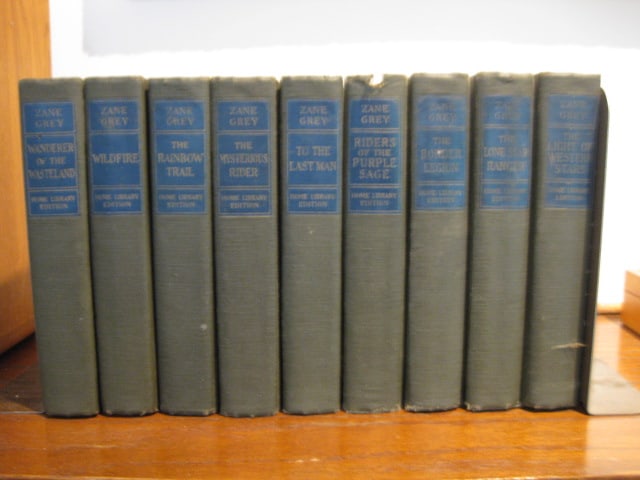 1941 Zane Grey 12 Volume Novel Set: See all pictures for titles and condition