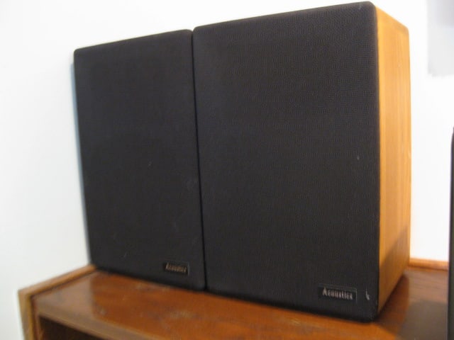 Pair of Wood Acoustics Model 500 Bookcase/Wall Speakers: 7 1/2" x 12" x 6 1/2"