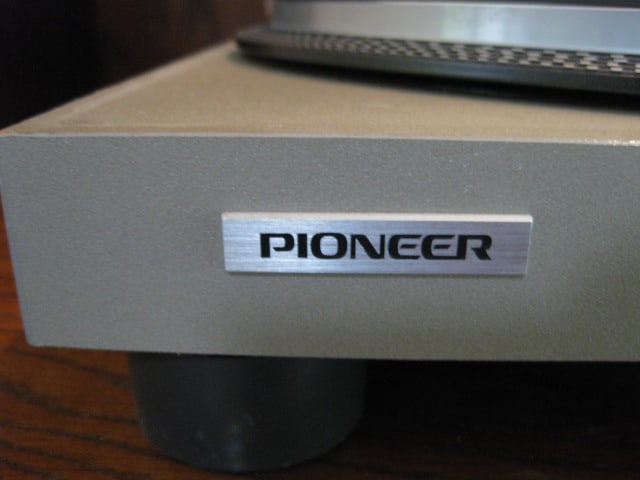 Pioneer PL-518 Direct Drive Automatic Return Turntable - 2