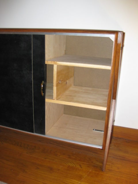 Tri-Sliding Door Credenza - 6