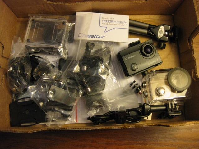 Crosstour Model CT7000 1080P Wi-Fi Action Camera: .