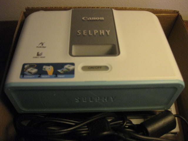Canon Selphy CP200 Compact Photo Printer and Photo Paper - 2