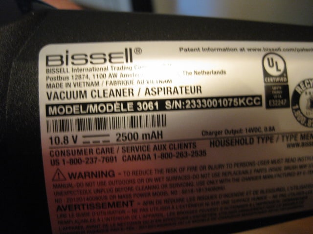 Bissell Featherweight Cordless 2-in-1 Hand Vac/Stick Vacuum - 4