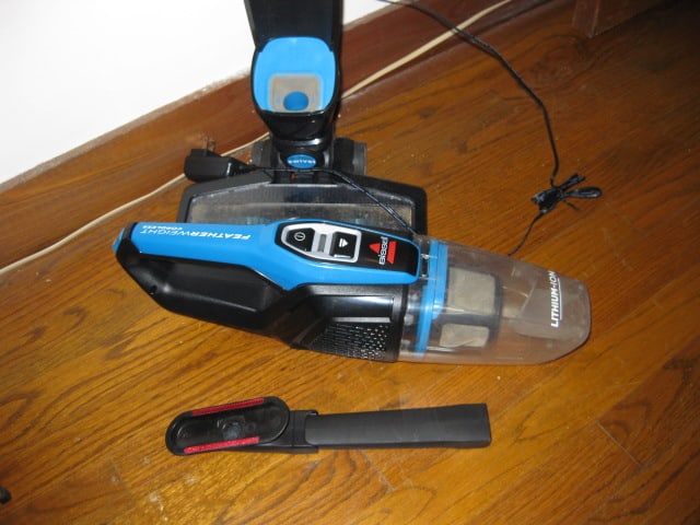 Bissell Featherweight Cordless 2-in-1 Hand Vac/Stick Vacuum - 3
