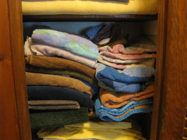 Linen Closet Contents-Towels, Twin Size Sheet Sets, Blankets, etc. - 3