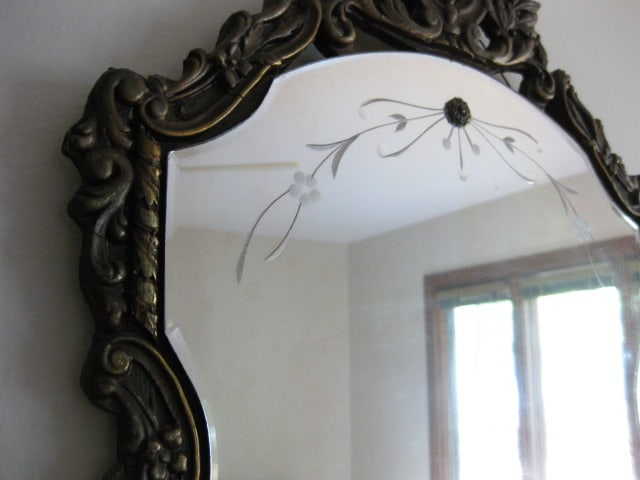 Carolina Mirror Co. Hollywood Regency Style Reversed Floral Etched Design Beveled Mirror - 3