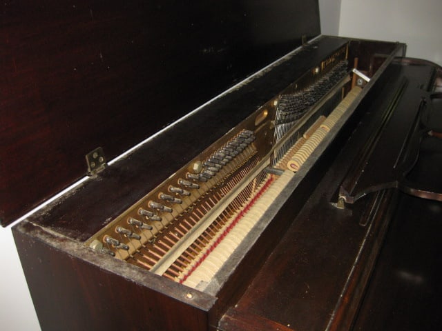 Winter Co. New York, NY Mahogany Upright Piano and Bench - 7