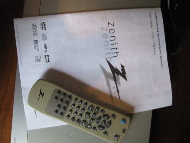 Zenith DVB312 DVD Player with Remote - 4