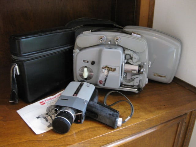 Vintage GAF Anscomatic S/85 Super 8 Movie Camera and Bolex 18-5 Super 8mm (1 of 12)