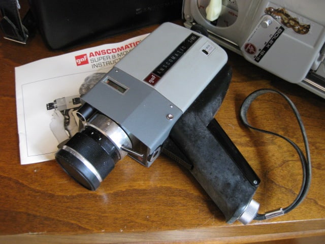 Vintage GAF Anscomatic S/85 Super 8 Movie Camera and Bolex 18-5 Super 8mm - 2