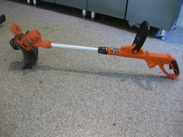 Electric Yard Tools-Craftsman 18" Hedge Trimmer, Weed Eater Barracuda Blower and - 2