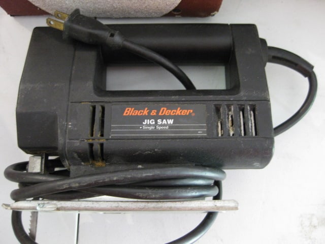 Electric Black & Decker Electric Jig Saw and Wen Finishing Sander - 2