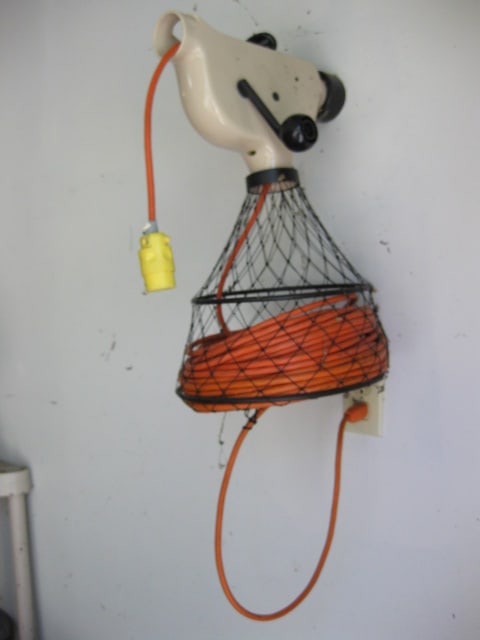 Wonder Winder Wall Mount Extension Cord Reel and Retractable Worklight Reel - 5
