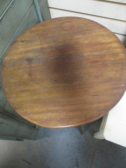 Vintage 3-Leg Round Plant Stand/Side Table - 2